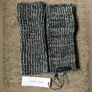 Rebecca Minkoff hand warmers- black and white